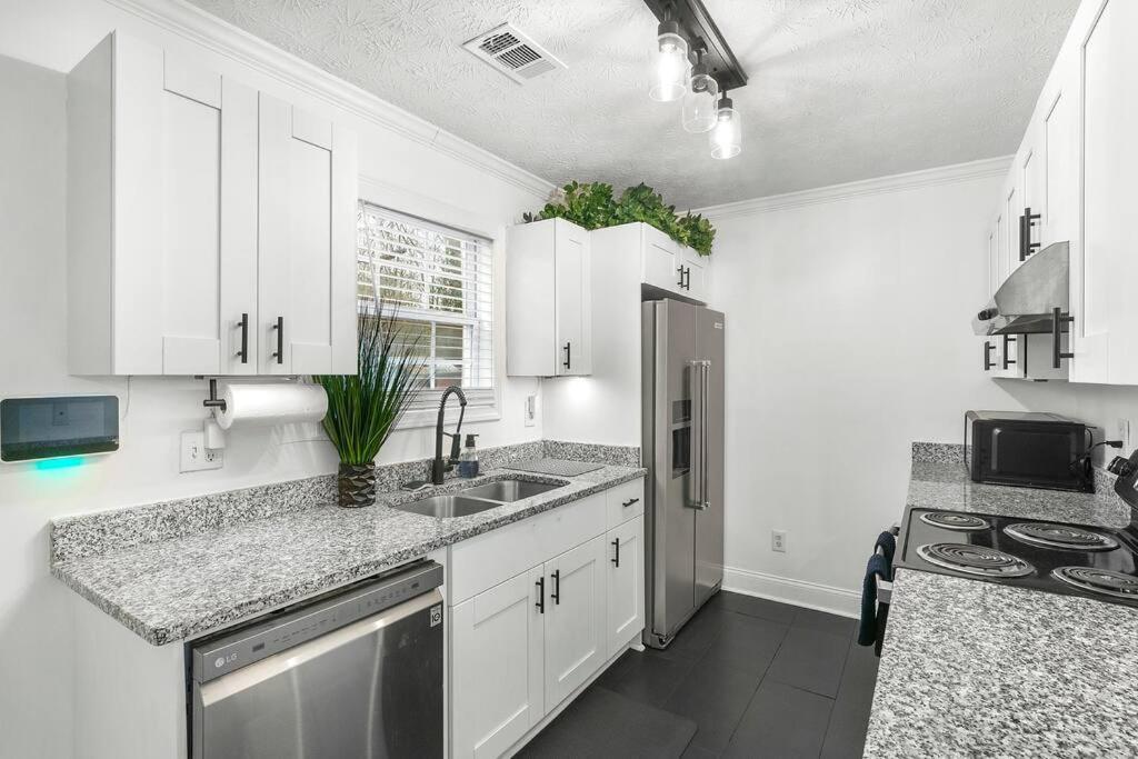 Modern 3Bd,2Ba Townhome Near Stadiums In Metro-Atl Atlanta Eksteriør billede